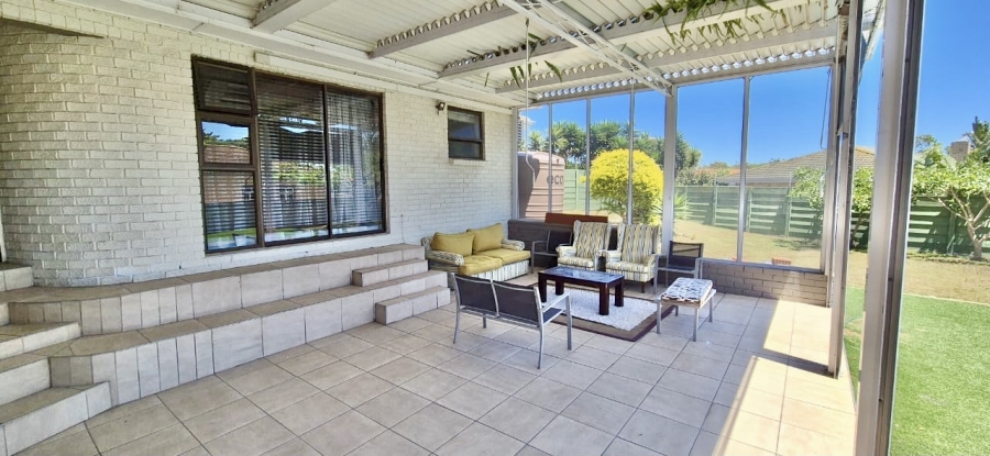 5 Bedroom Property for Sale in Summerstrand Eastern Cape